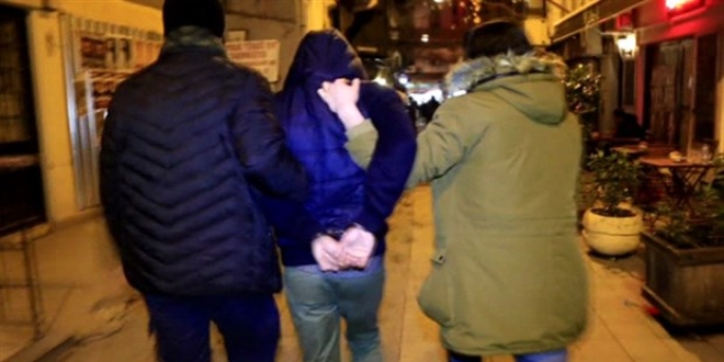 Cumhurbakan Erdoan'a hakarete 5 tutuklama