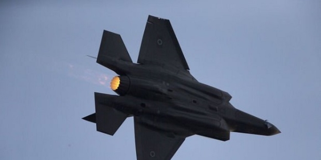 Trk bayrakl ilk F-35 havaland!