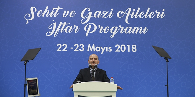 Bakan Soylu, gazi emniyet personeliyle iftar yapt