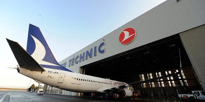 THY Teknik ile Boeing arasnda imzalar atld