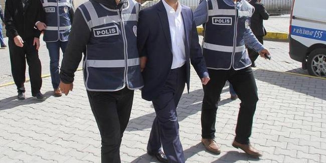 Gaziantep'te FET'nin ile sorumlusu ile 2 kii tutukland