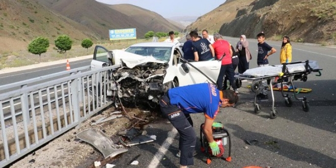 Bayramn ilk gnnde trafik kazalar 15 can ald