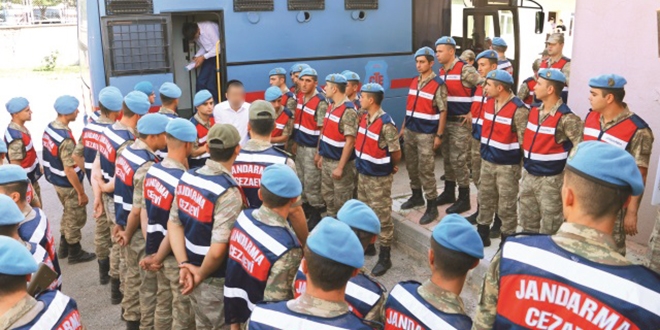 Jandarma Okullar Komutanl davas'na devam edildi