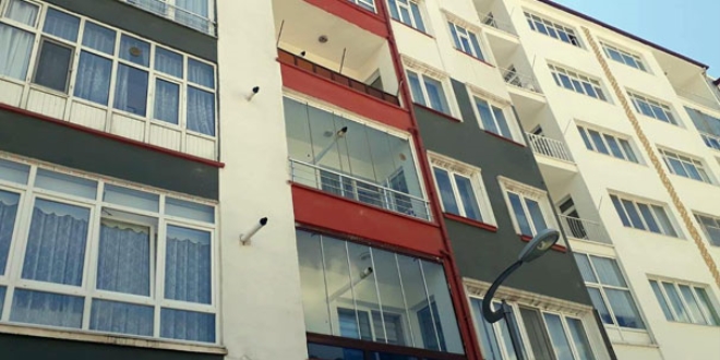 Yozgat'ta, vekil olmann yolu bu apartmandan geiyor