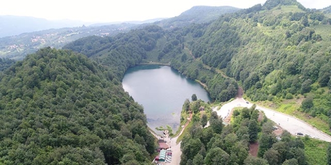 Karadeniz'de scaktan bunalanlar yaylalara akn etti