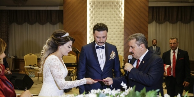 BBP Genel Bakan Destici nikah ahidi oldu