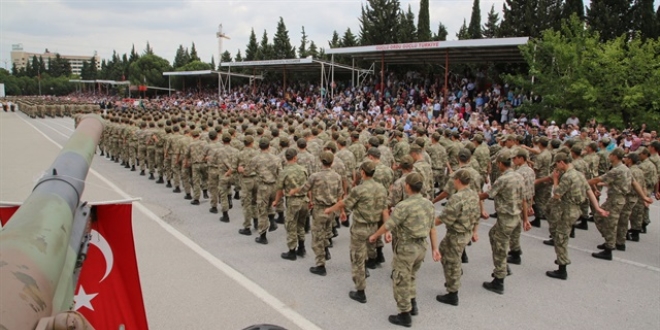 Bedelli askerlie gidenler cretsiz izinli saylr