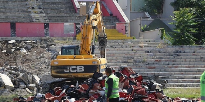 Eskiehir'de 'millet bahesi' iin stadn ykmna baland