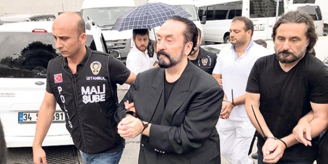 'Adnan Oktar'n  masonluu sahte'