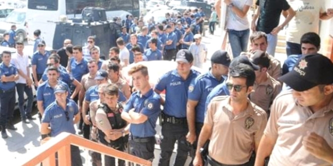 Erdoan'n dviz bozdurma arsna polislerden destek