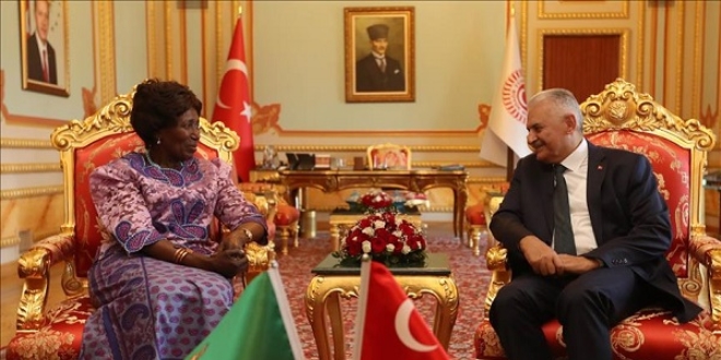 Yldrm, Zambiya Cumhurbakan Yardmcs Wina'y kabul etti