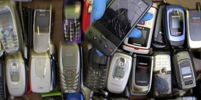 Akll olmayan cep telefonlar moda oldu