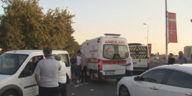 ili'de ambulansla hafif ticari ara arpt: 2 yaral