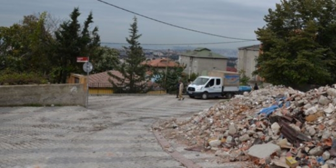 Cami ykmn protesto eden gruba polis mdahalesi