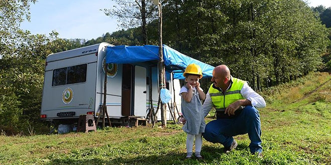 Orman iisi evini doaya tad