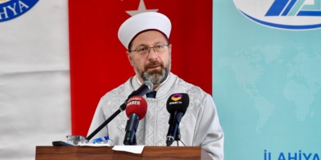 Diyanet leri Bakan'ndan genlere deizm uyars