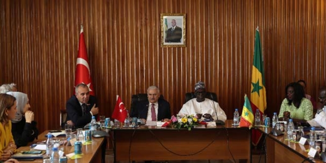 TBMM Bakan Yldrm Senegal'de