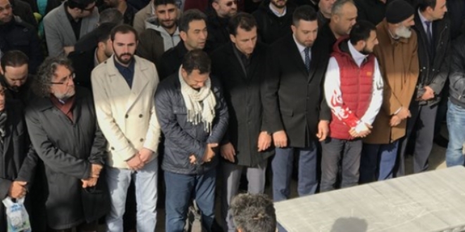 Cemal Kak iin stanbul'da gyabi cenaze namaz klnd