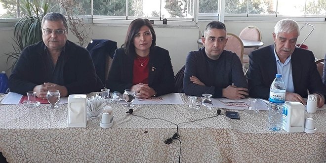 CHP anlurfa l Bakanlnda toplu istifa