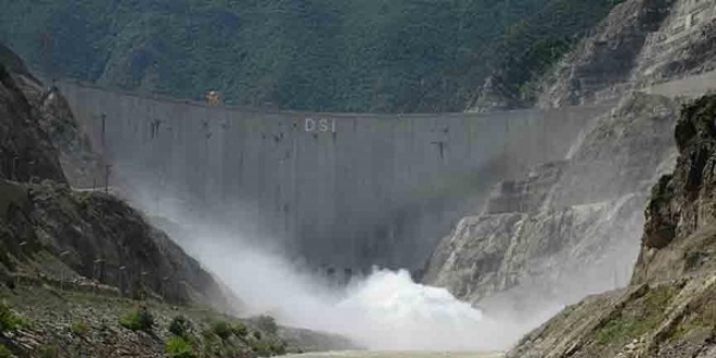 Deriner Baraj'ndan ekonomiye 850 milyon dolarlk katk