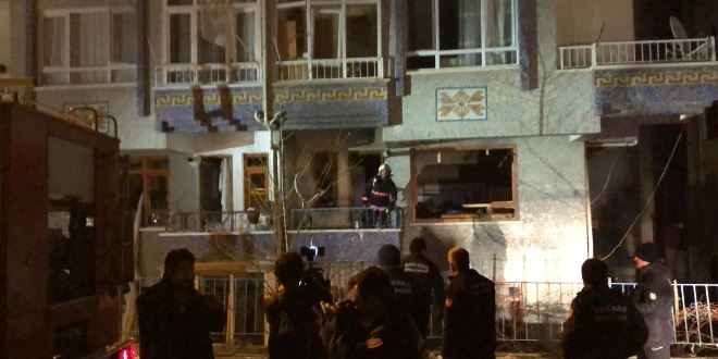 Ankara'da binada patlama: 2'si polis 5 kii yaraland
