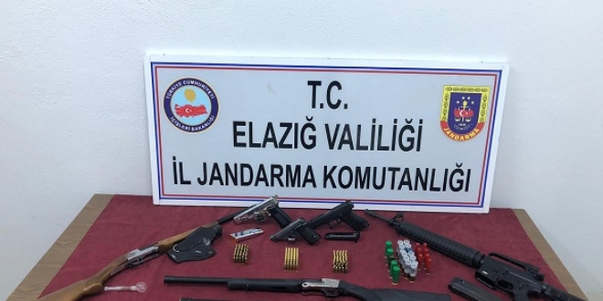 Elaz merkezli silah kaakl operasyonu: 13 gzalt