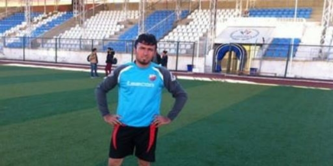 Hakkari'li gen futbolcu kalp krizine yenik dt