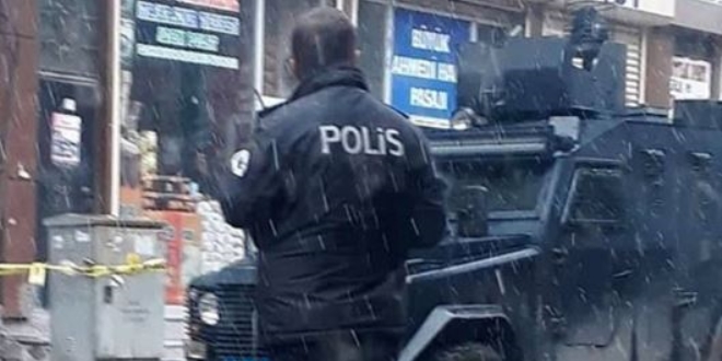 Doubayazt'ta silahl kavga: 1'i polis 2 yaral