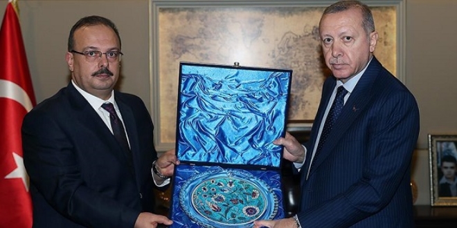 Cumhurbakan Erdoan, Bursa Valisi Canbolat' kabul etti