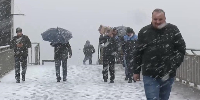 stanbul'da kar ya balad