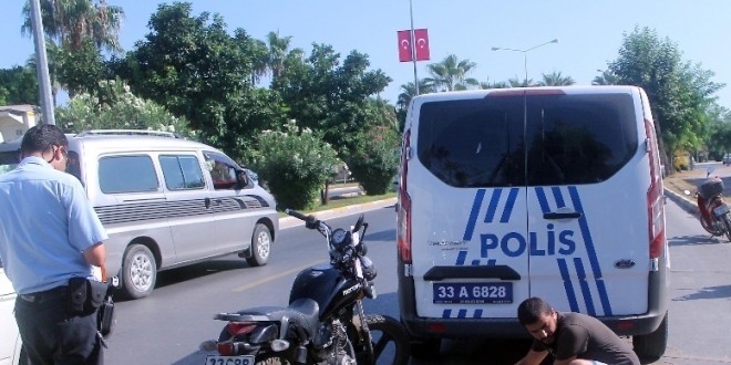 Mersin'de iki motosiklet arpt: 1 l, 2 yaral