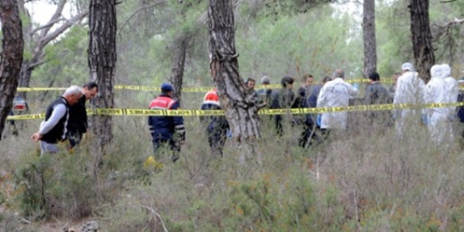 Antalya'da ormanda ceset bulundu