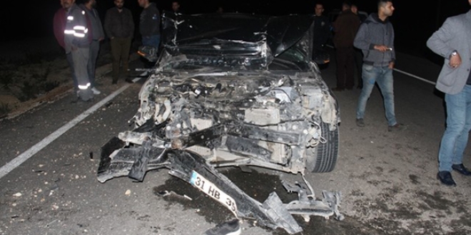 Hatay'da feci kaza: 8 yaral