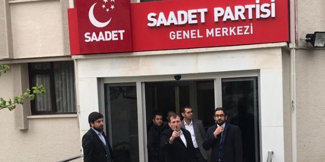 Saadet Partisi binas tahliye ediliyor