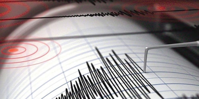 Akdeniz'de 3.8 byklnde deprem