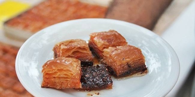 Biberli baklava fuarda ilgi oda oldu