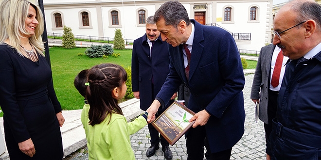 Bakan Selcuk Ogretmenlerle Bir Araya Geldi Memurlar Net