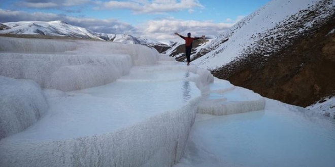 Buras Pamukkale deil, Bakale