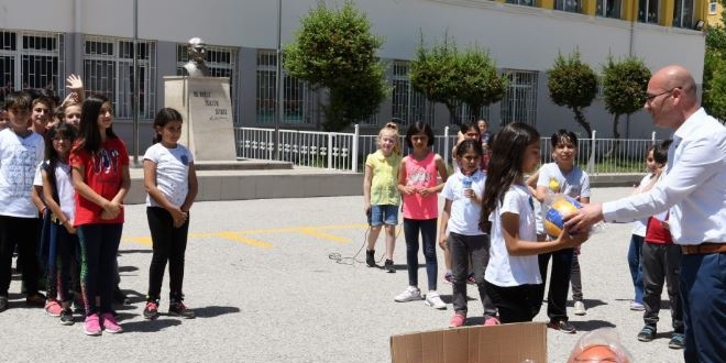 Ankara Bykehirden ocuklara bayram hediyesi