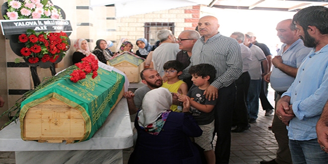 Okul yolunda hayatn kaybeden Aysel retmen son yolculuuna uurland