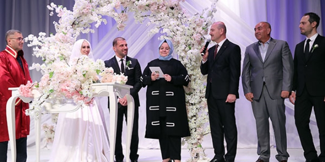 Bakanlar Seluk ve Soylu nikah ahidi oldu