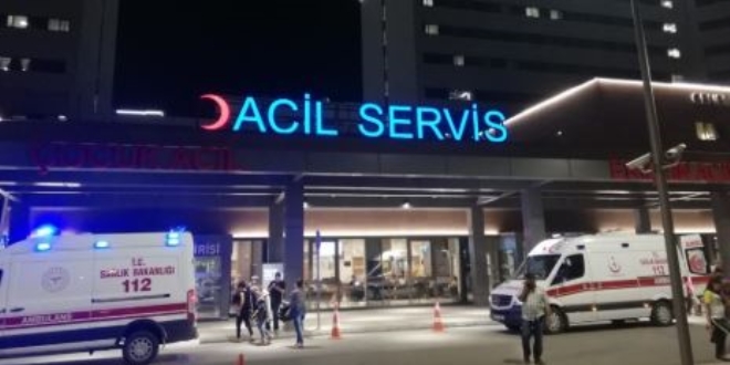 Ankara Sincan'da 'laf atma' kavgas: 8 yaral