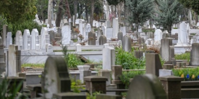 stanbul'da en pahal mezar yeri 30 bin lira