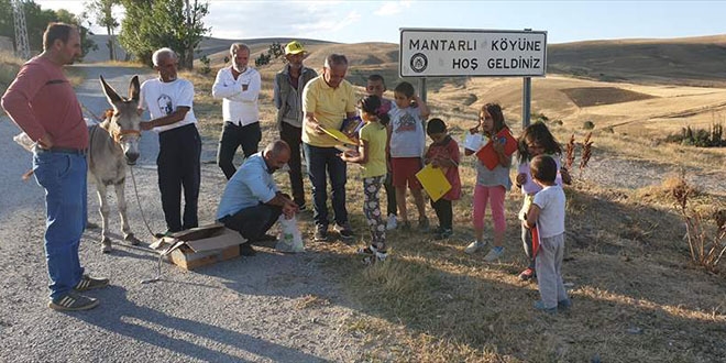 Dostoyevski'nin kitaplarn kylere 'karakaan' ile gtrd