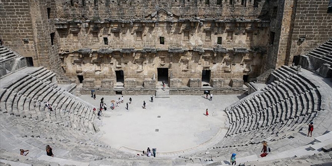 Tarihin grkemli tan: Aspendos