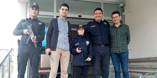 Neslinur'un polis olma hayali gerek oldu