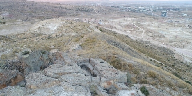 Kapadokya'da 2 bin yllk mezarlar talan edildi