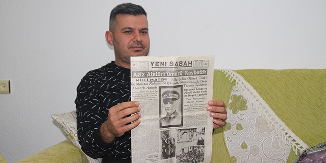 Atatrk'n vefat haberi bulunan gazeteyi zenle saklyor