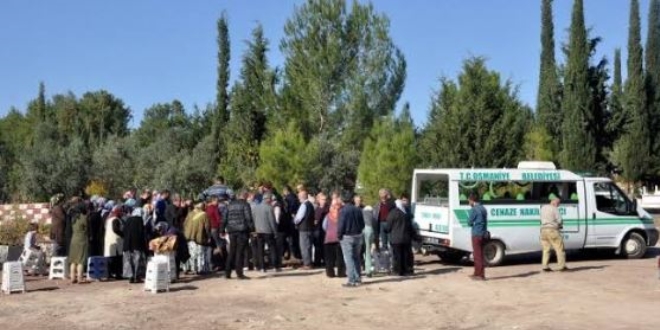 Polis kardeinin ldrd Ebru, topraa verildi