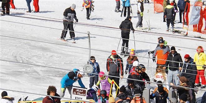 Ara tatillerde AB standardna getik